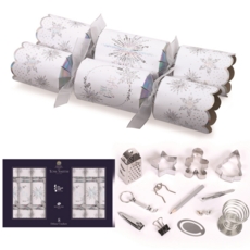 CRACKERS,32cm Silver & White 8's